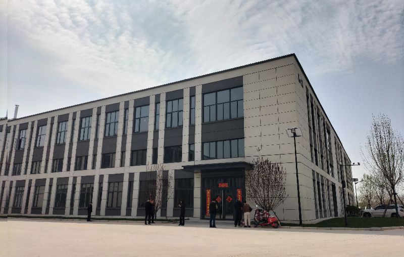 新廠房新起點欣欣向榮，爭品牌爭先進(jìn)蒸蒸日上